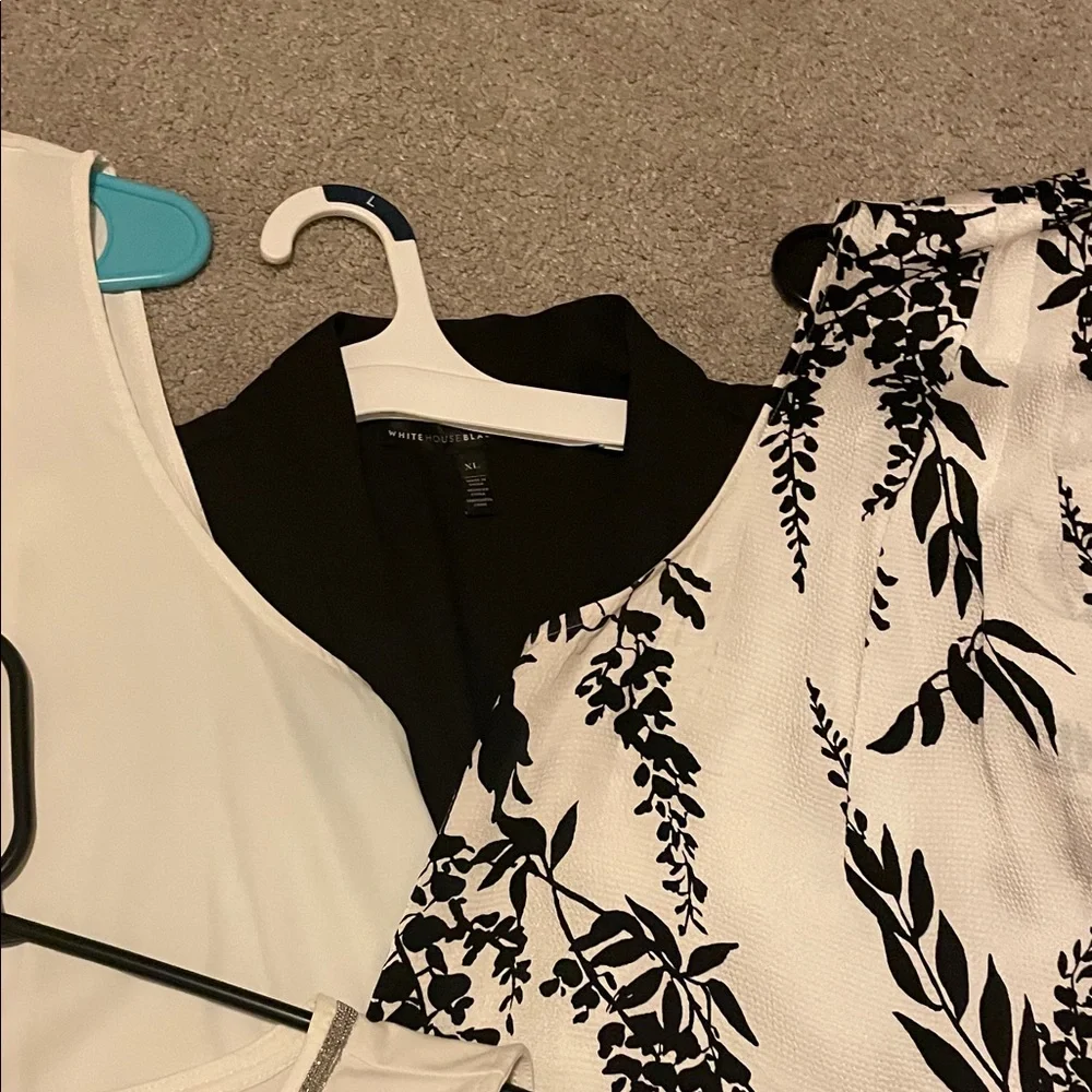 White House Black Market Women's Blouses - White and Black - Picture 4 of 12